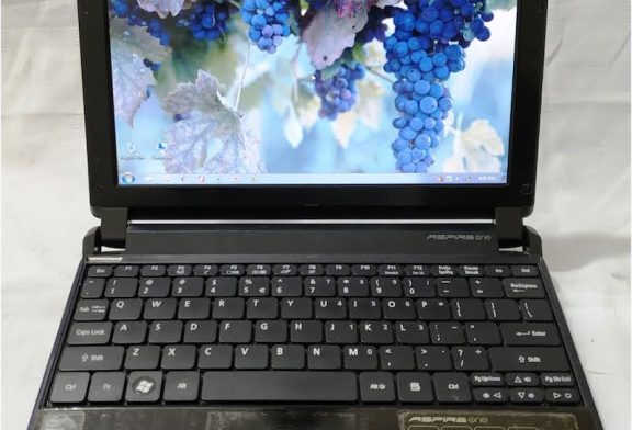 Acer Aspire One 532h Intel Atom Memory 2Gb