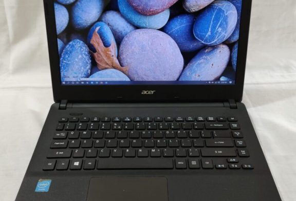 Slim Stylish ACER Aspire ES1-411 Intel QuadCore SSD 120Gb